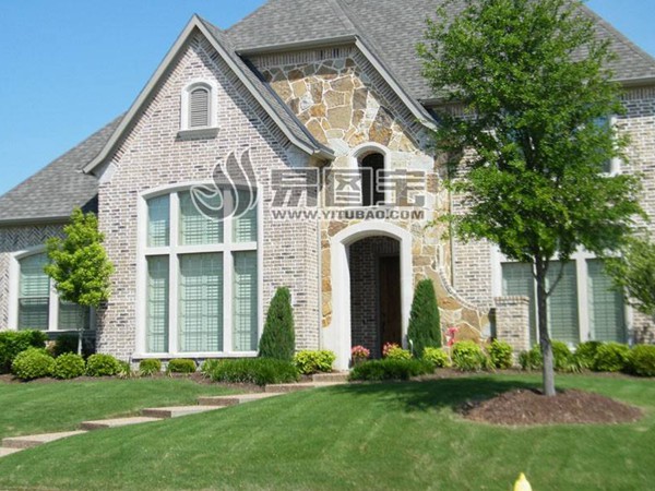 別墅草坪用什么品種好